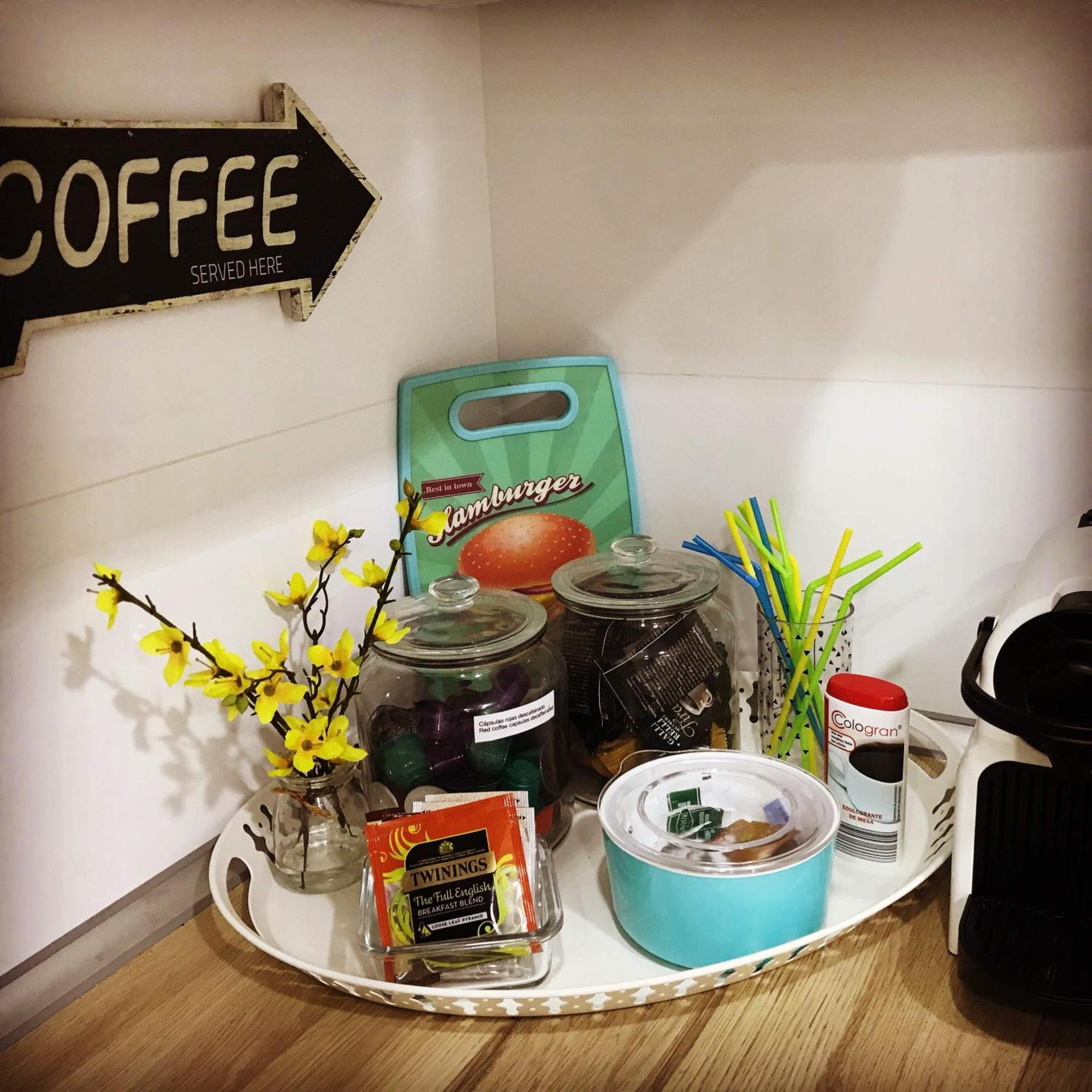 Ferienwohnung Fika Flat Casco Viejo Parking 15Euro X Dia Bilbao Exterior foto